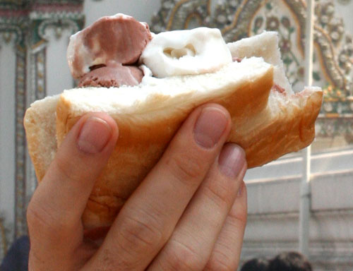 Thai style ice cream sandwich, Bangkok.